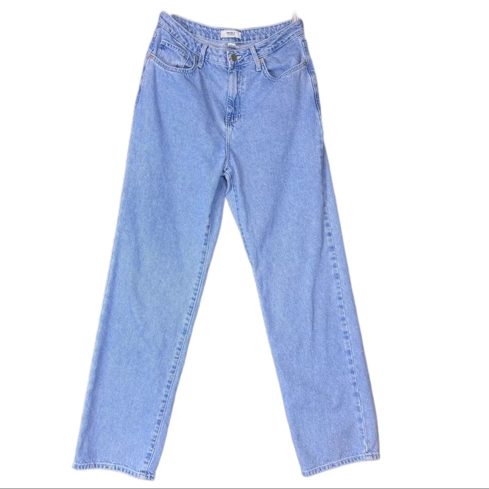 Forever21 US 27 Straight Leg Jeans Juniors Light Wash